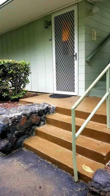 Downtown Hawaiian Paradise Condo With Hot Tub, Pool & Beach - Kona Islander Inn カイルア・コナ エクステリア 写真